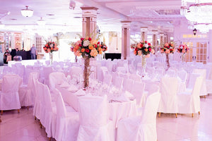 White oval tablecloths at a wedding reception