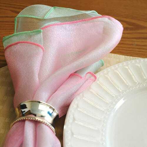 http://premiertablelinens.com/cdn/shop/products/dozen-organza-napkins-1.jpg?v=1699302054