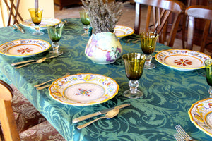 Rectangular damask tablecloth