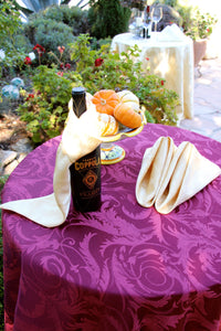 Damask tablecloth and Melrose napkins 