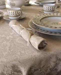 Saxony Damask oval tablecloth with damask napkins