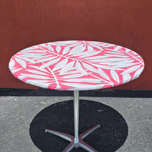 Round Fitted Table Topper. 144 Prints