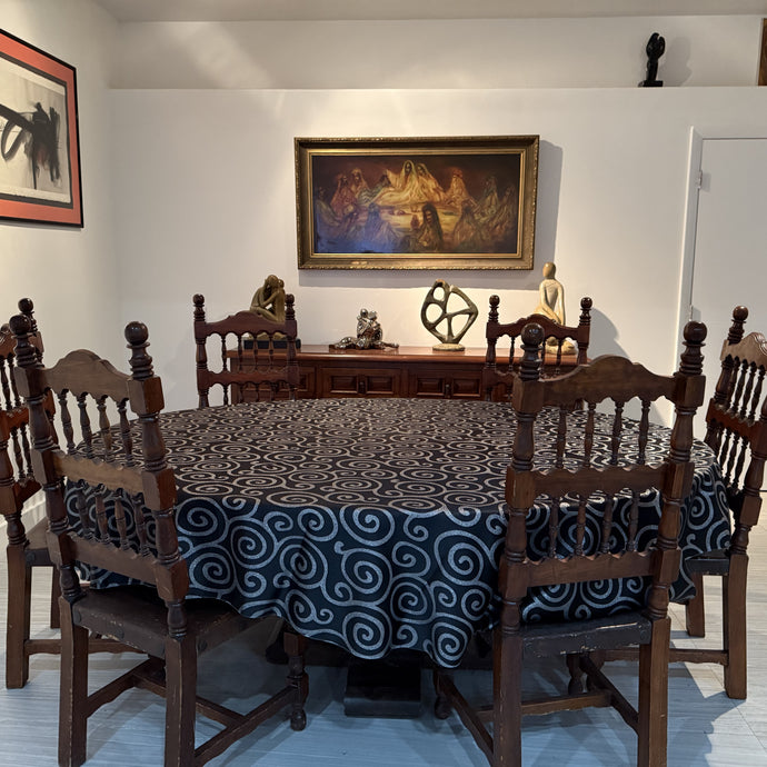 Oval Art Deco Metallic Jacquard Tablecloth