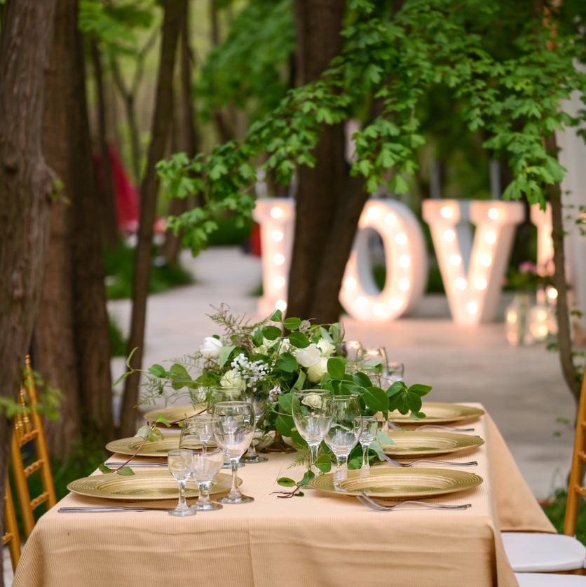 Rectangular English Linen Tablecloth