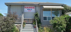 Harris Walz banner