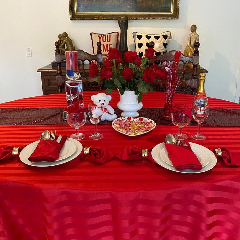 Poly Stripe Oval Tablecloth