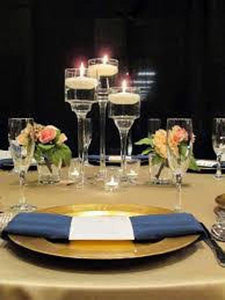 majestic tablecloth and dupioni napkins at wedding