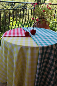 Checkered Outdoor Tablecloth With Umbrella Hole - Premier Table Linens - PTL 