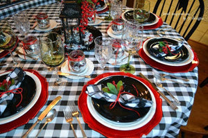 Checkered Oval Tablecloth, Gingham Tablecloth  during the holidays 