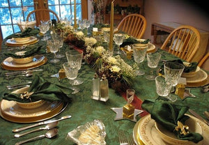Melrose Damask Oval Table linen, Christmas tablecloth
