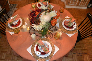 Elegant oval tablecloth set for the holidays