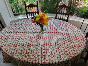  Round shibori tablecloth in a dining room